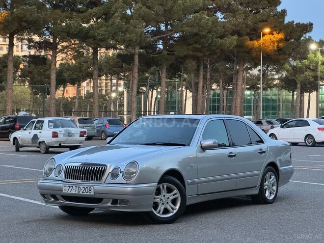 Mercedes E 220 d 1998, 345,678 km - 2.2 л - Sumqayıt