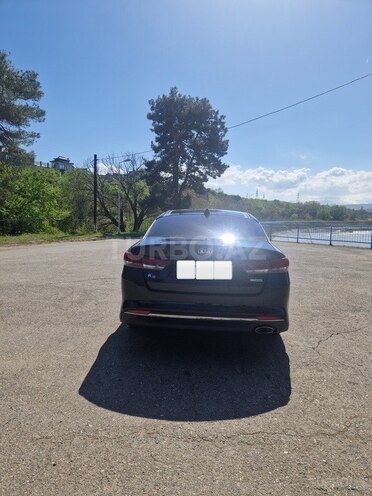 Kia K5 2015, 185,000 km - 1.7 l - Quba