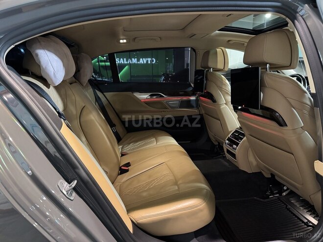BMW 740-13