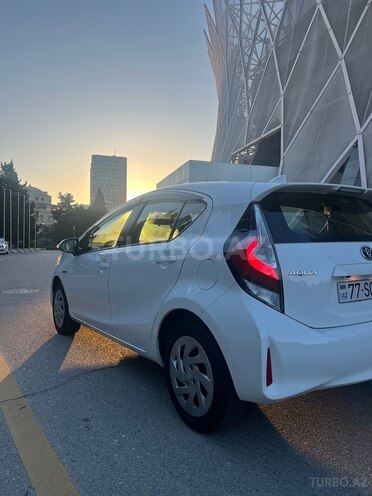 Toyota Aqua 2019, 28,400 km - 1.5 л - Bakı