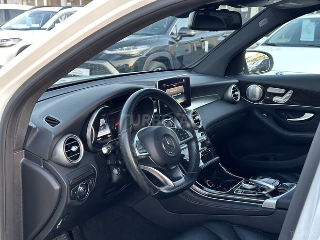Mercedes GLC 300 4MATIC 2017, 62,000 km - 2.0 l - Bakı