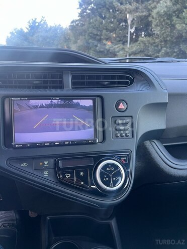 Toyota Aqua 2019, 28,400 km - 1.5 л - Bakı
