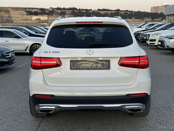 Mercedes GLC 300 4MATIC 2017, 62,000 km - 2.0 l - Bakı
