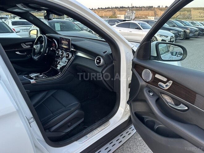 Mercedes GLC 300 4MATIC 2017, 62,000 km - 2.0 l - Bakı
