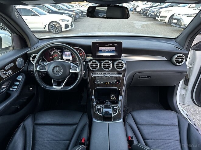 Mercedes GLC 300 4MATIC 2017, 62,000 km - 2.0 l - Bakı