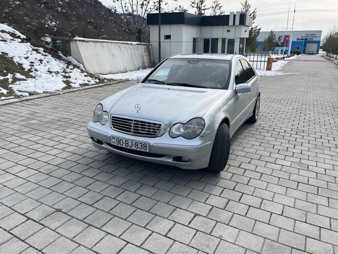 Mercedes C 240 2000, 900,000 km - 2.4 l - Zaqatala