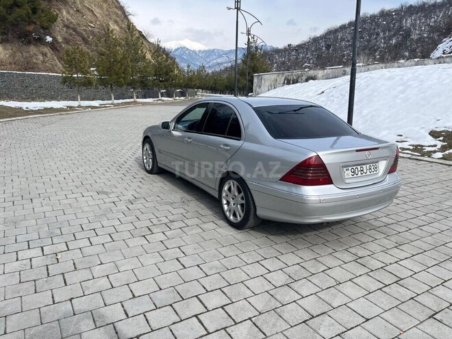 Mercedes C 240 2000, 900,000 km - 2.4 l - Zaqatala