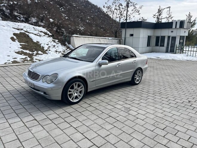 Mercedes C 240 2000, 900,000 km - 2.4 l - Zaqatala