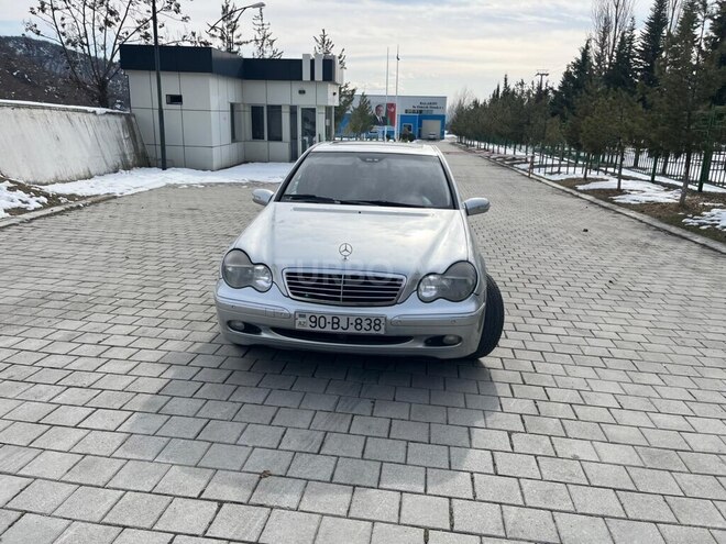 Mercedes C 240 2000, 900,000 km - 2.4 l - Zaqatala