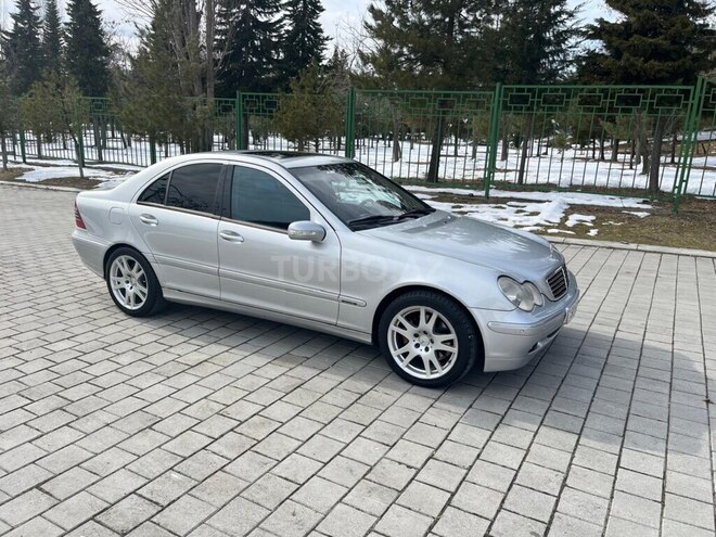 Mercedes C 240 2000, 900,000 km - 2.4 l - Zaqatala