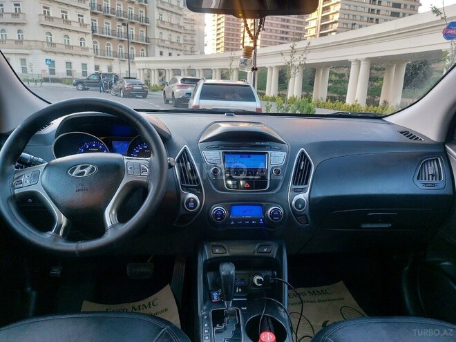 Hyundai ix35 2011, 194,000 km - 2.0 l - Bakı
