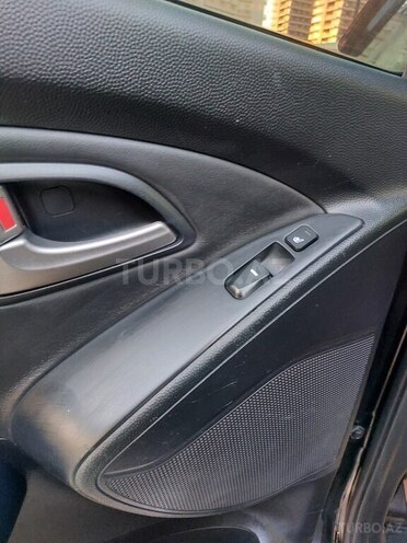 Hyundai ix35 2011, 194,000 km - 2.0 l - Bakı
