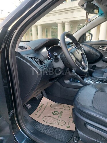 Hyundai ix35 2011, 194,000 km - 2.0 l - Bakı