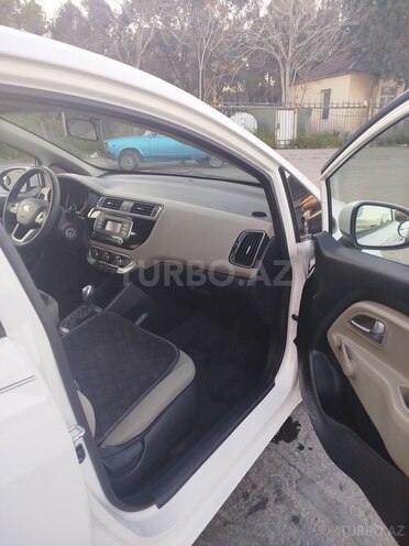 Kia Rio 2015, 117,249 km - 1.6 l - Bakı