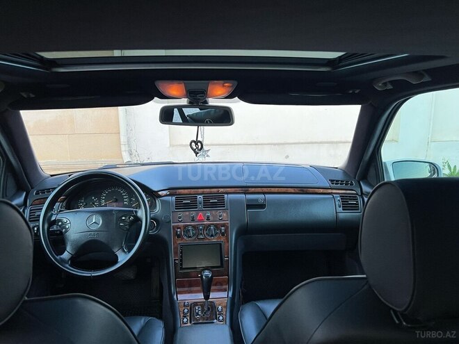 Mercedes E 270 2000, 650,000 km - 2.7 l - Xudat