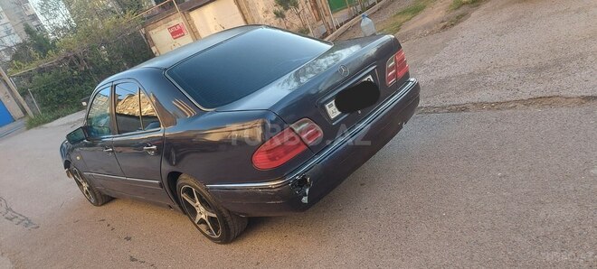Mercedes E 230 1996, 378,000 km - 2.3 l - Bakı