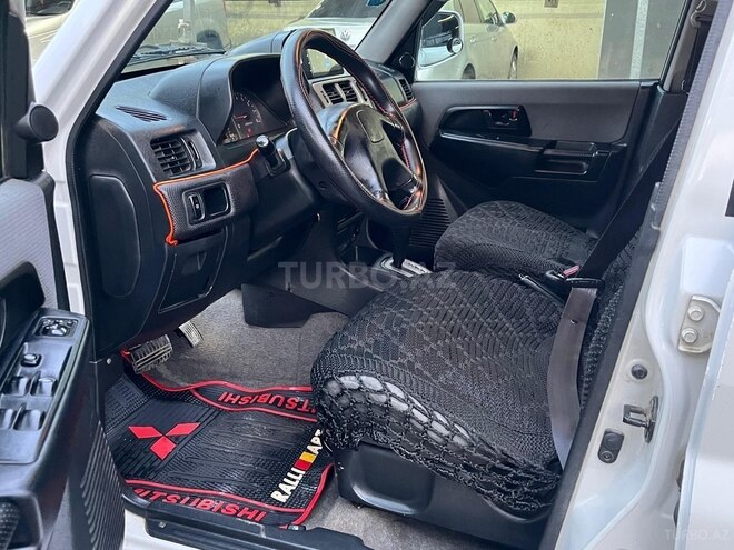 Mitsubishi Pajero io 1998, 328,000 km - 1.8 l - Bakı
