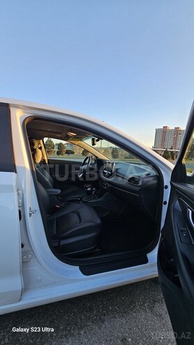 Hyundai i30 2017, 124,260 km - 1.4 l - Bakı