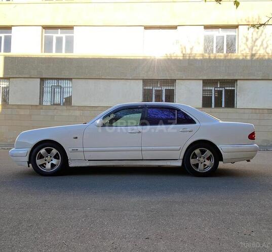 Mercedes E 220 d 1997, 256,000 km - 2.2 l - Bakı
