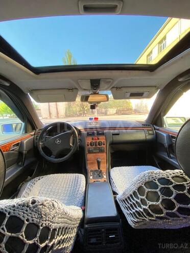 Mercedes E 220 d 1997, 256,000 km - 2.2 l - Bakı