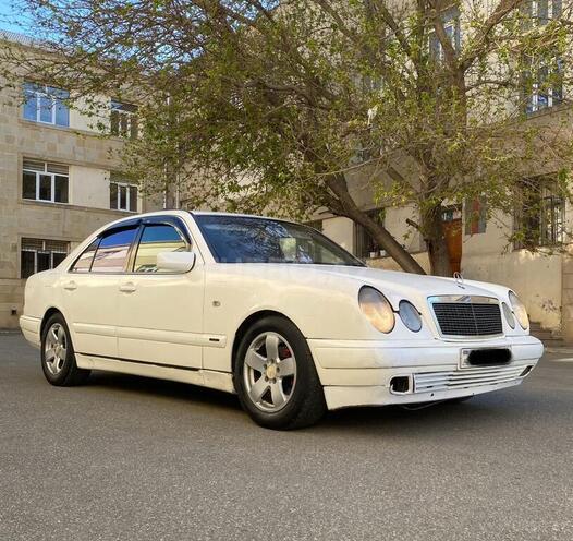 Mercedes E 220 d 1997, 256,000 km - 2.2 l - Bakı