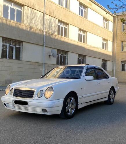Mercedes E 220 d 1997, 256,000 km - 2.2 l - Bakı
