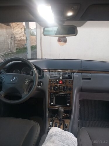 Mercedes E 270 2000, 400,000 km - 2.7 l - Bakı