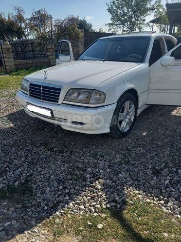 Mercedes C 230 1998, 205,000 km - 2.3 l - Sabirabad