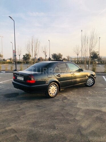 Mercedes C 180 1997, 404,000 km - 1.8 l - Bakı