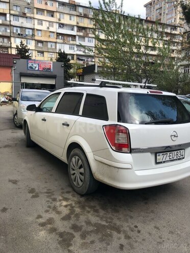 Opel Astra 2010, 241,000 km - 1.4 l - Bakı