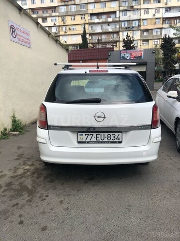 Opel Astra 2010, 241,000 km - 1.4 l - Bakı