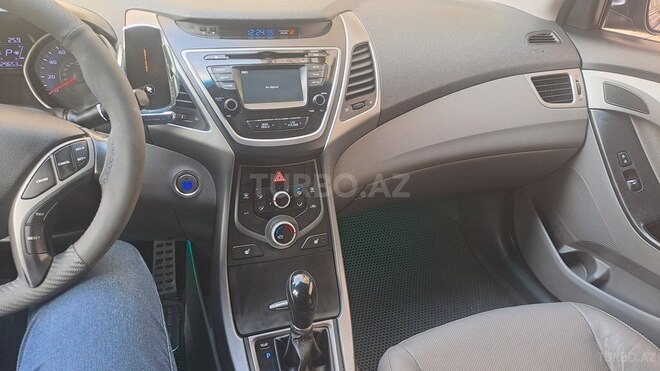 Hyundai Elantra 2014, 130,000 km - 1.8 л - Bakı