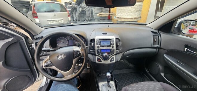 Hyundai i30 2010, 203,000 km - 1.6 l - Bakı