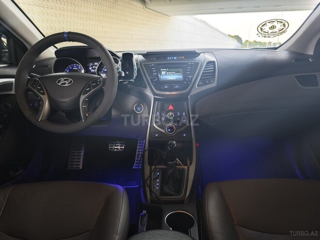 Hyundai Elantra 2014, 130,000 km - 1.8 л - Bakı
