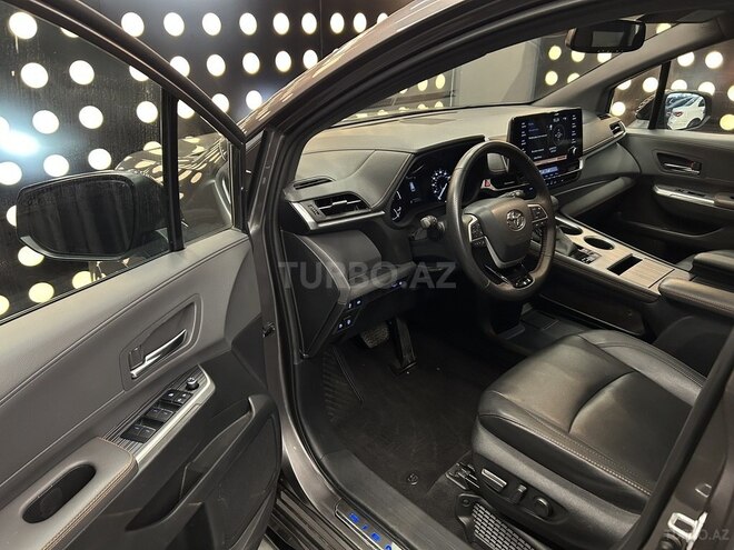 Toyota Sienna 2022, 73,000 km - 2.5 l - Bakı