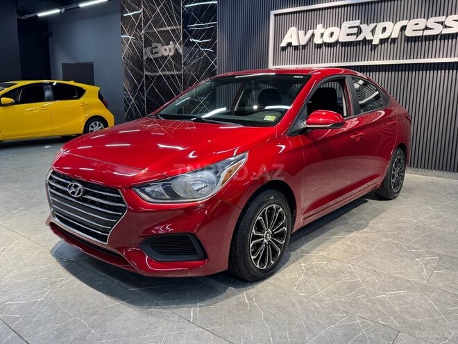 Hyundai Accent-2