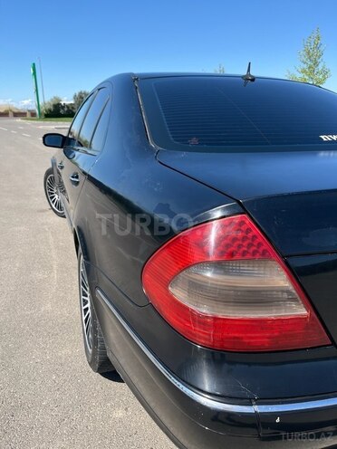 Mercedes E 220 d 2003, 400,000 km - 2.2 л - Salyan