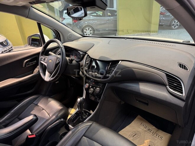 Chevrolet Trax-13