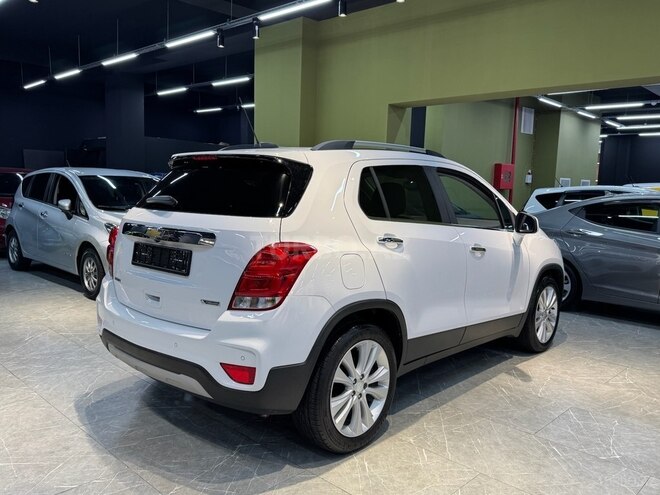 Chevrolet Trax-8