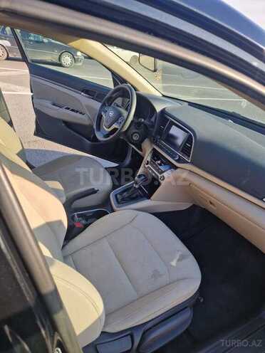 Hyundai Elantra 2017, 175,418 km - 2.0 l - Bakı