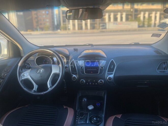 Hyundai ix35 2013, 326,000 km - 2.0 l - Bakı