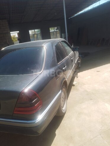 Mercedes C 180 1995, 241,251 km - 1.8 l - Şəmkir