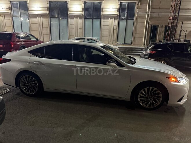Lexus ES 300h 2020, 56,000 km - 2.5 l - Bakı