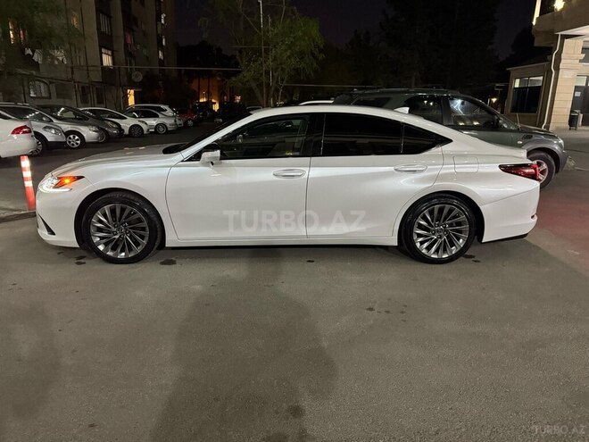 Lexus ES 300h 2020, 56,000 km - 2.5 l - Bakı