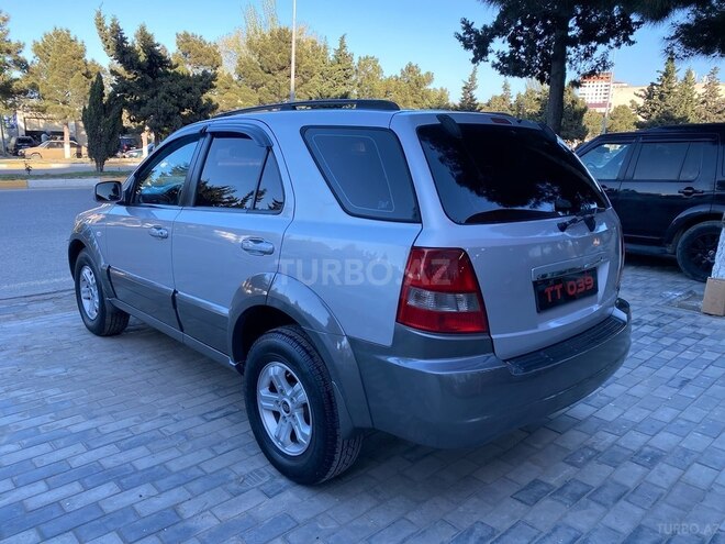 Kia Sorento-12