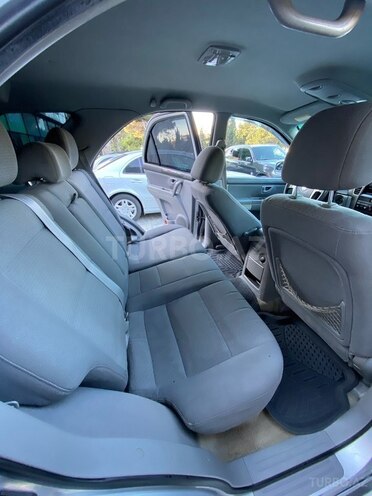 Kia Sorento-16