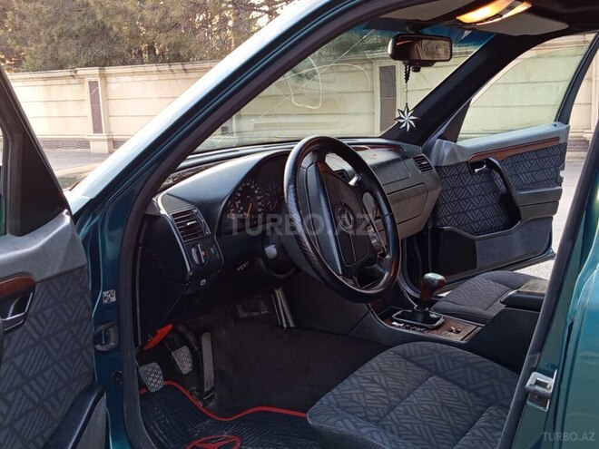 Mercedes C 180 1995, 198,500 km - 1.8 l - Gəncə