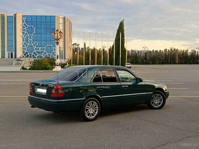 Mercedes C 180 1995, 198,500 km - 1.8 l - Gəncə