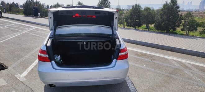 Mercedes E 200 2012, 255,000 km - 1.8 l - Bakı