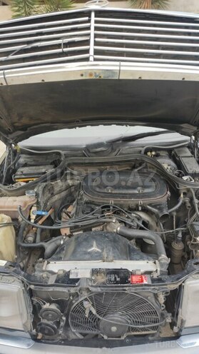 Mercedes 230 E 1990, 140,000 km - 2.3 l - Bakı